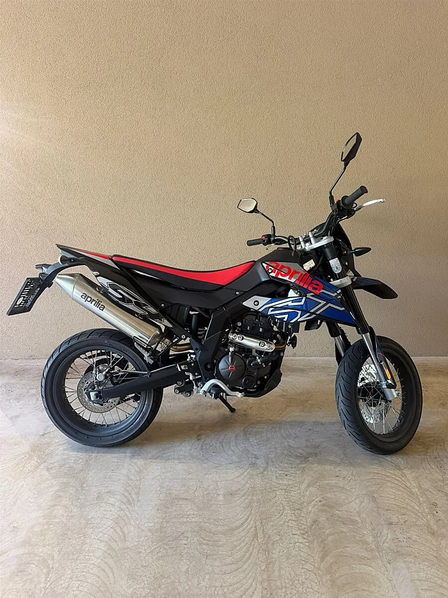 Aprilia SX