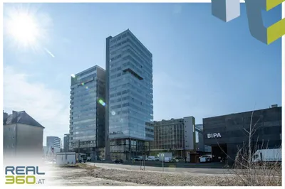 7-Zimmer-Gewerbeimmobilie mieten in Linz – 274 m², € 3.606