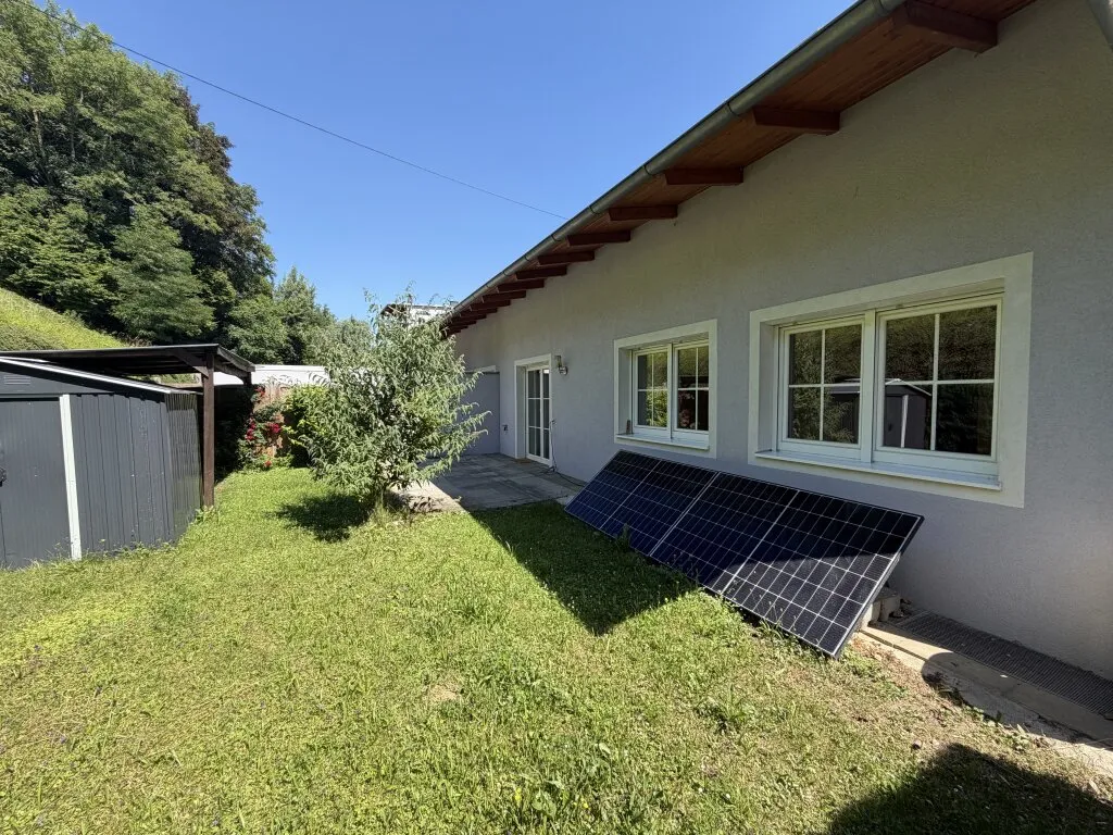Traumhafte 4,5 Zimmer Liegenschaft im Stile eines Doppelhauses mit offener Galerie und sehr viel Platz für Ihre Familie (ca. 145 m² Nutzfläche) - Widok 3