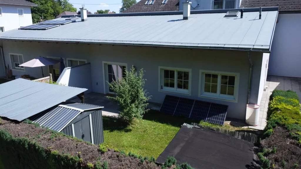 Traumhafte 4,5 Zimmer Liegenschaft im Stile eines Doppelhauses mit offener Galerie und sehr viel Platz für Ihre Familie (ca. 145 m² Nutzfläche) - Widok 2