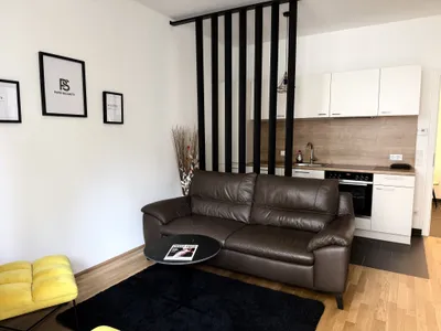 2-Zimmer-Gewerbeimmobilie mieten in Linz – 43 m², € 628 – Bild 3 von 15