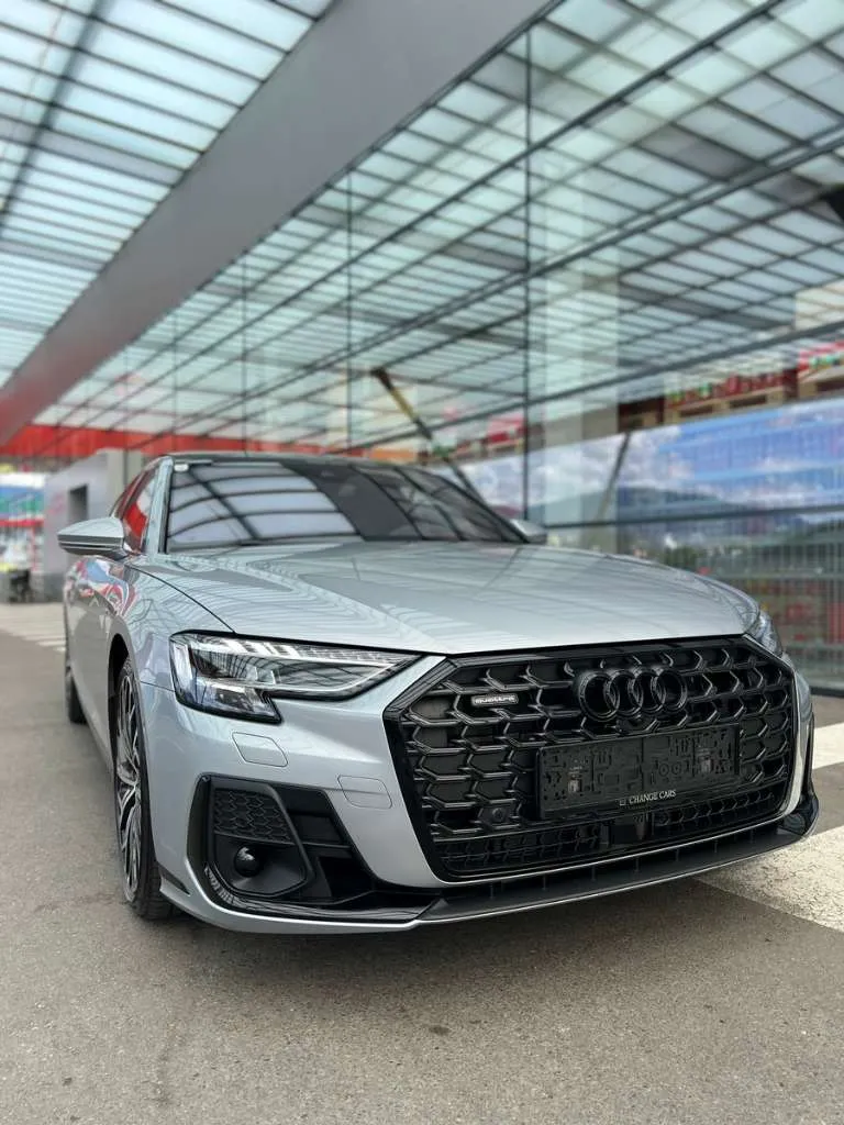 Audi A8 2024 photo 3