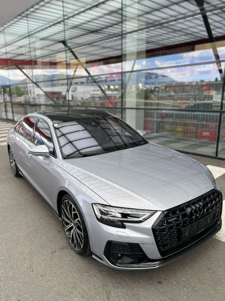 Audi A8 2024 photo 2