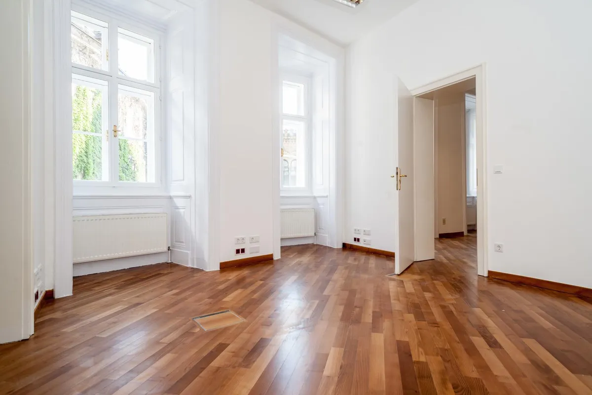 Klimatisiertes Büro mitten im Zentrum - Ansicht 3