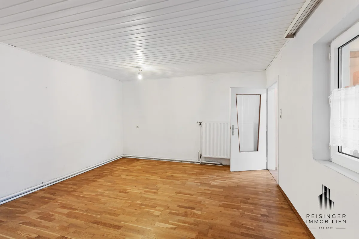 2-Zimmer-Wohnung in Traun mit Potenzial zur Wertsteigerung - Ansicht 2