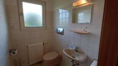 8-Zimmer-Haus kaufen in Jennersdorf – 176 m², € 369.000 – Bild 38 von 51