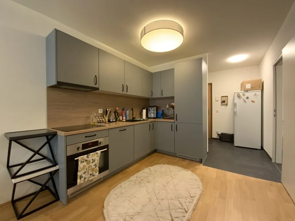 Anlegerwohnung - Top E04, 2 Zimmer, dzt. vermietet - 6130 Schwaz -Top E04 - Innsbruckerstraße 15 - Ansicht 2
