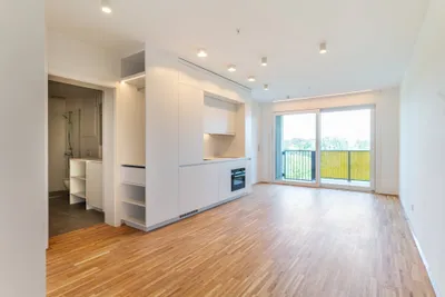 Serviced Apartment - Wohnen mit Balkon in den grünen Kurpark - ALL INCLUSIVE – Bild 3