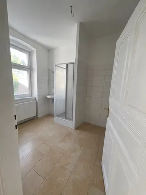 5-Zimmer-Wohnung mieten in Linz – 172 m², € 2.600 – Bild 7 von 11