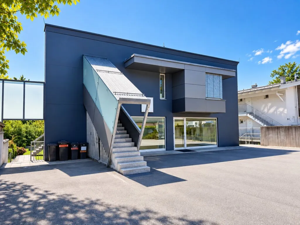 3-собен стан, 107 m²