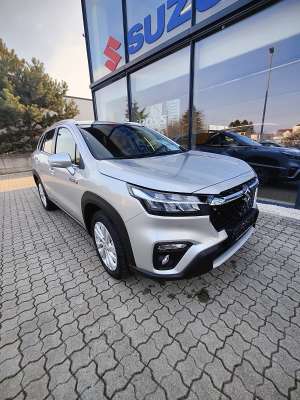 Suzuki S-Cross 1,4 Hybrid clear