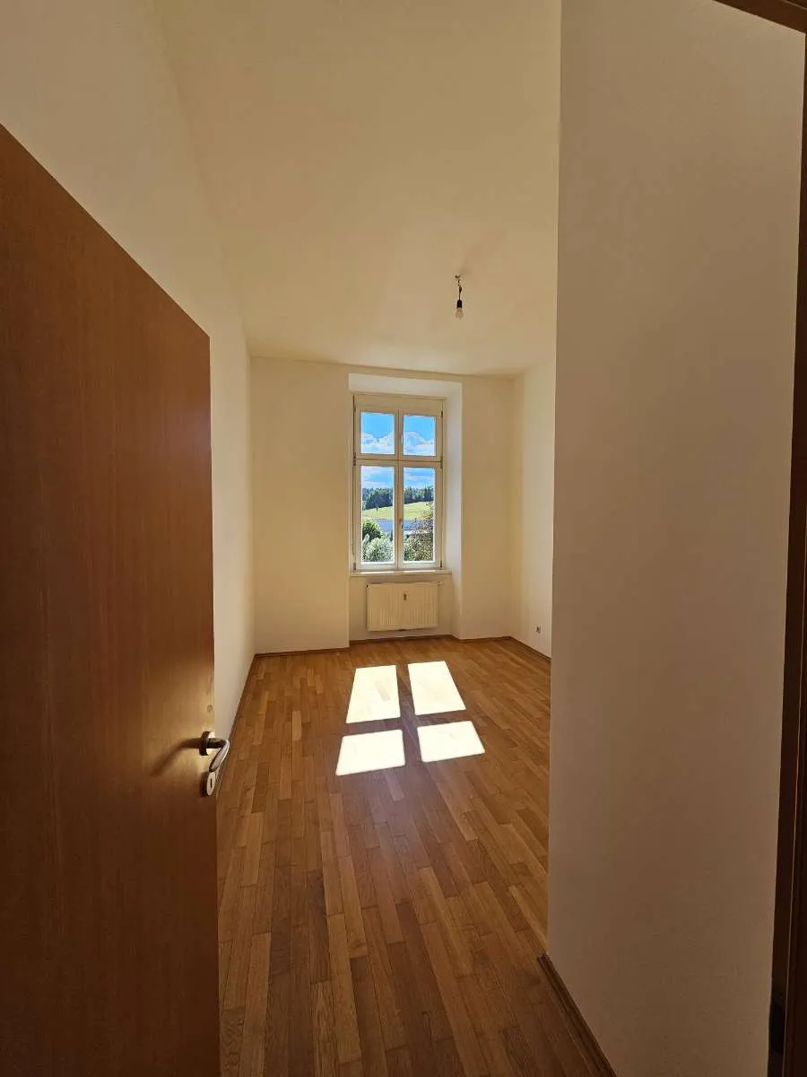 3 Zimmer Wohnung in zentraler Lage, 82qm TOP24 – pohled 3