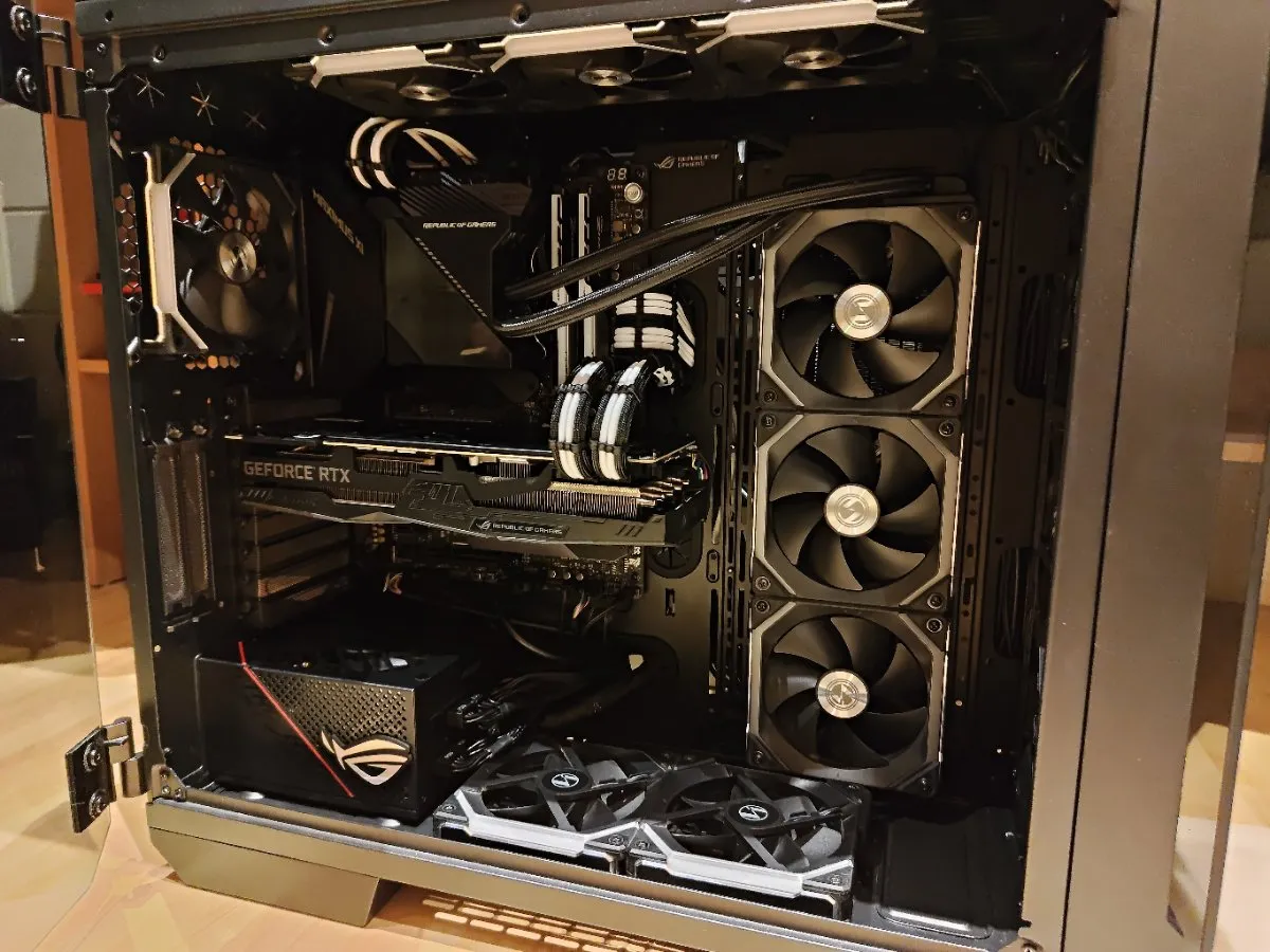 Gaming Bundle: ASUS ROG Maximus XI Hero (OVP) + i9-9900K (Geköpft