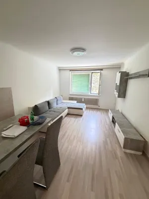 Helle und ruhige 2-Zimmer-Wohnung in Top-Lage nahe Reumannplatz - unbefristet zu vermieten