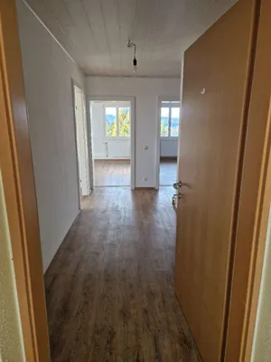 4-Zimmer-Wohnung mieten in Vöcklabruck – 111 m², € 1.300 – Bild 2 von 7
