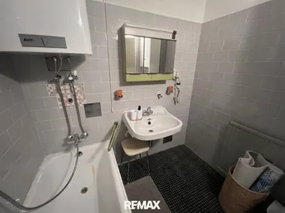2-Zimmer-Wohnung kaufen in Neunkirchen – 49,3 m², € 99.000 – Bild 8 von 19