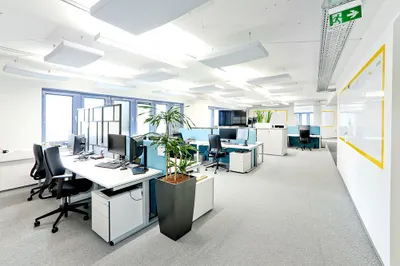 Gewerbeimmobilie mieten in Wien – 1 324 m², € 9 – Bild 2 von 11