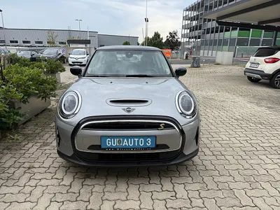 MINI Cooper SE Elektro Panoramadach Extras KFZ 6048
