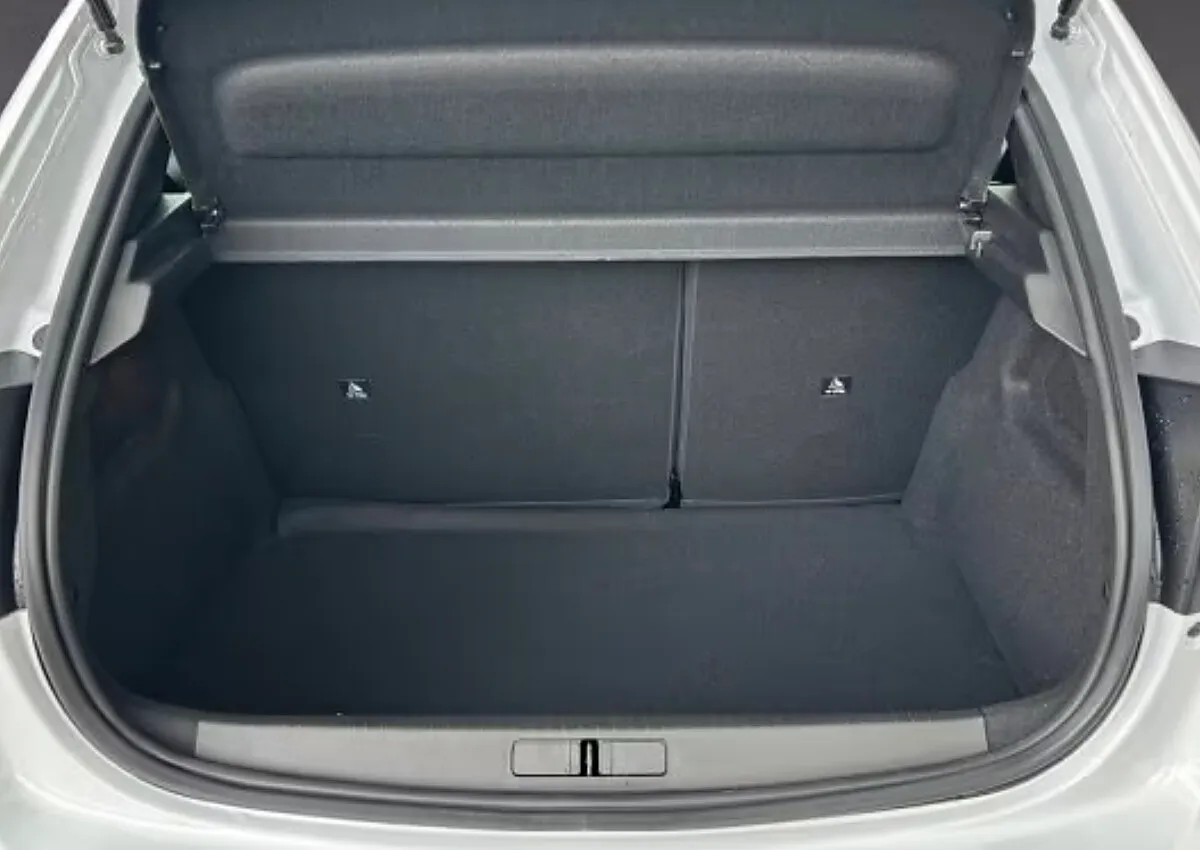 Peugeot 208 1.2 Hybrid 110 e-DCS6 Automatik! – Bild 4