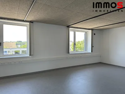6-Zimmer-Gewerbeimmobilie mieten in Urfahr-Umgebung – 148 m², € 1.799 – Bild 4 von 15