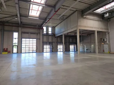 Immobilie mieten in Korneuburg – 3 000 m², € 8 – Bild 2 von 7