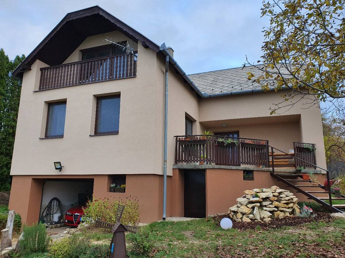 Naturparadies in absoluter Ruhelage - renoviertes Landhaus mit Kamin in Ungarn, Ungarn