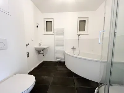 5-Zimmer-Gewerbeimmobilie kaufen in Wiener Neustadt Land – 131 m², € 595.000 – Bild 6 von 23