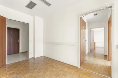 Gewerbeimmobilie kaufen in Klagenfurt – 130 m², € 240.000 – Bild 15 von 28