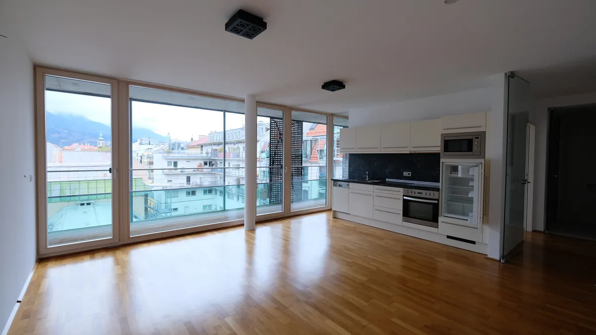 pfiffige 2-Zimmerwohnung mit Nordkettenpanorama – pohled 2