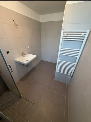 2-Zimmer-Wohnung mieten in Baden – 43 m², € 849 – Bild 7 von 8