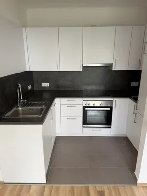 2-Zimmer-Wohnung mieten in Baden – 43 m², € 849 – Bild 2 von 8