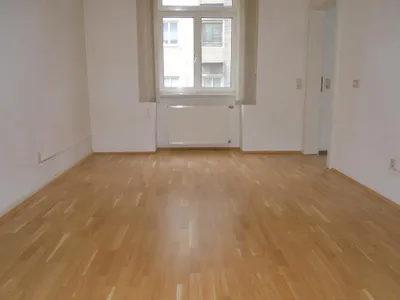 5-Zimmer-Wohnung mieten in Linz – 118,56 m², € 1.275 – Bild 3 von 8