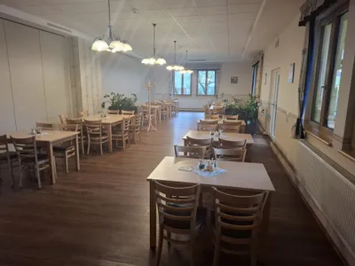 Gewerbeimmobilie kaufen in Baden – 1 900 m², € 495.000 – Bild 4 von 8