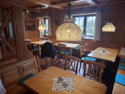 Gewerbeimmobilie kaufen in Baden – 1 900 m², € 495.000 – Bild 6 von 8