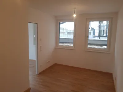 2 Zimmer, Erdegeschoss mit Garten, Terrasse, QUALITATIV, hell, U-Bahn Nähe - TOP AUSGESTATTET – Bild 2