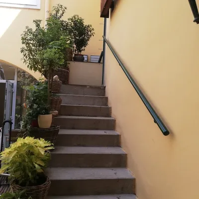 1-Zimmer-Wohnung mieten in Wiener Neustadt – 27 m², € 406 – Bild 1 von 5