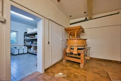 Haus kaufen in Vöcklabruck – 352 m², € 989.000 – Bild 11 von 37