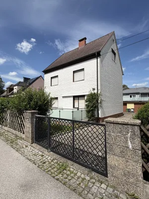 11-Zimmer-Gewerbeimmobilie kaufen in Linz Land – 244,62 m², € 499.000 – Bild 2 von 16