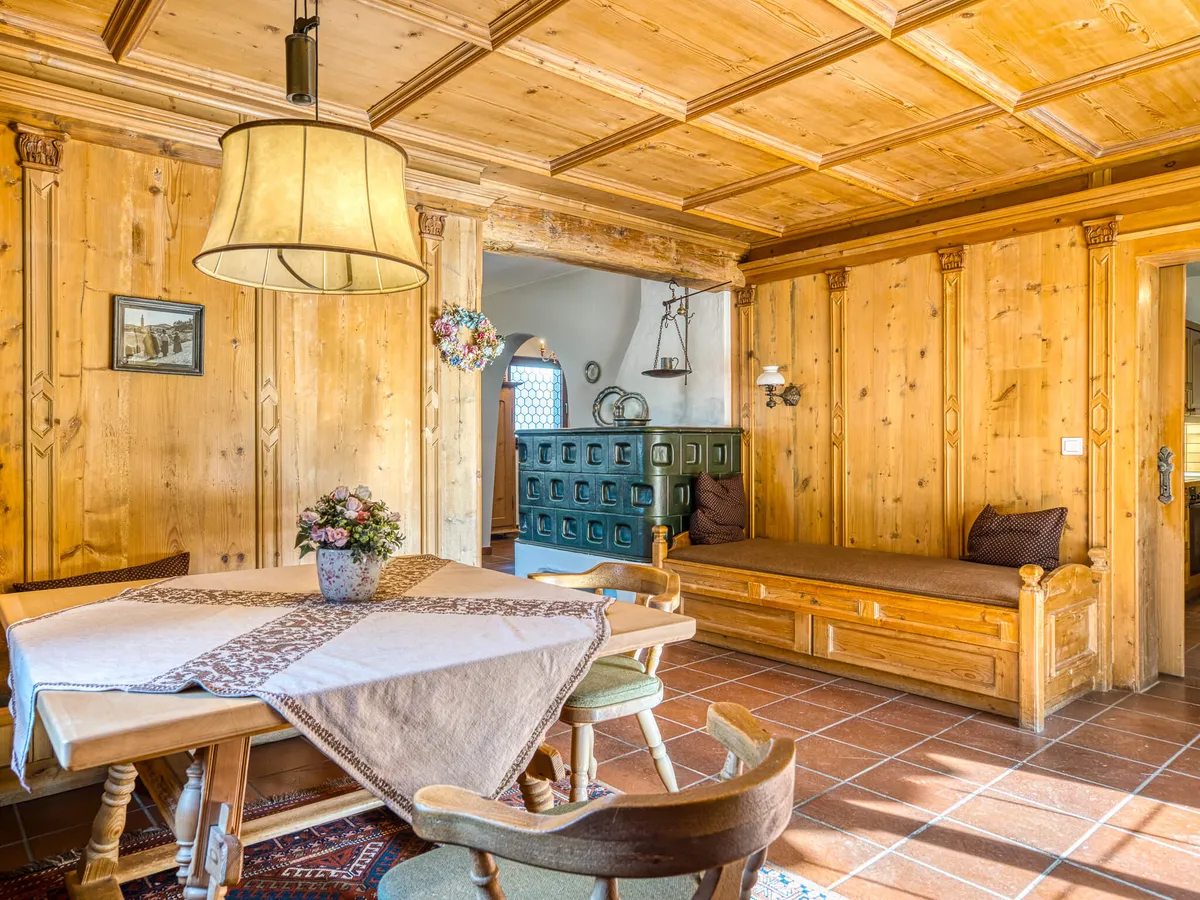 Traditionelles Landhaus auf großem Grundstück – pohled 3