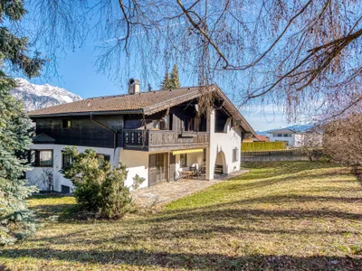 6-Zimmer-Haus kaufen in Innsbruck-Land – 245 m², € 1.250.000 – Bild 2 von 7