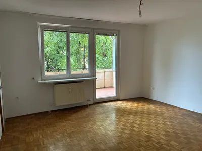 3 WG-Zimmer; grün/ ruhig und trotzdem in 25 Minuten im Zentrum