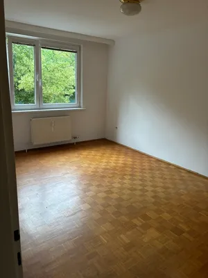 3 WG-Zimmer; grün/ ruhig und trotzdem in 25 Minuten im Zentrum – Bild 3