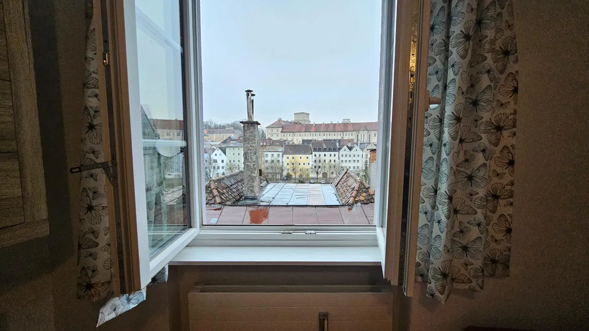 Sehr zentrale vermietete Eigentumswohnung - Ansicht 3