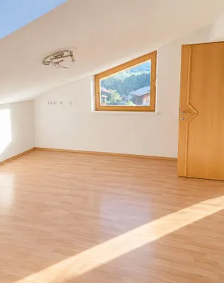 Wohnung mieten in Imst – 80 m², € 995 – Bild 2 von 7