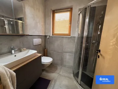 5-Zimmer-Haus kaufen in Feldkirchen – 144 m², € 640.000 – Bild 8 von 15