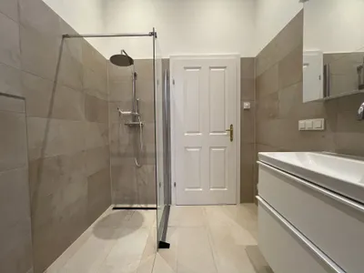 6-Zimmer-Gewerbeimmobilie mieten in Wien – 206,94 m², € 3.818 – Bild 17 von 19