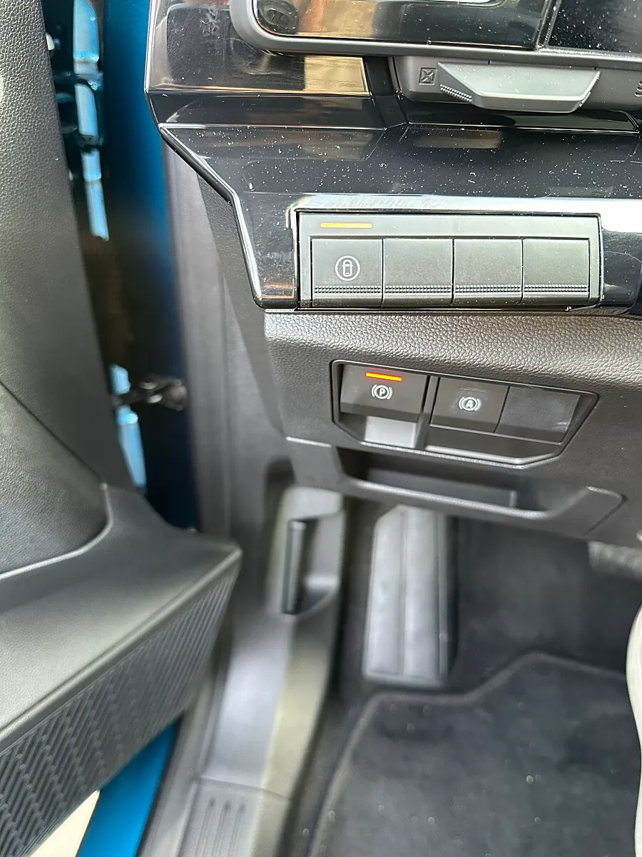 Renault Austral 1.3 150 Mild-Hybrid Techno (EURO 6e) – Bild 16