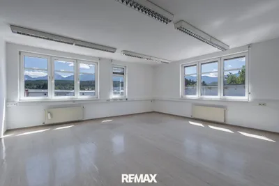 Gewerbeimmobilie mieten in Villach – 153 m², € 2.173