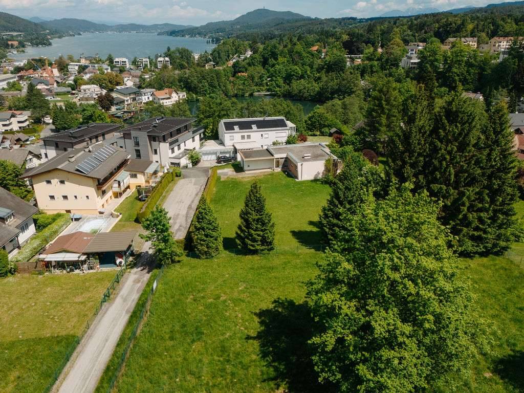 Lebensqualität mit Seeblick am Wörthersee - Großzügiges Grundstück - Ansicht 3