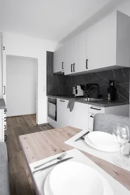 2-Zimmer-Gewerbeimmobilie mieten in Linz – 60 m², € 1.290 – Bild 8 von 8